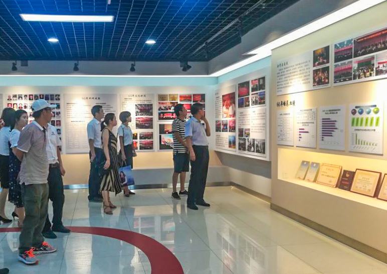 1530952818400152.jpg 1530952818400152.jpg