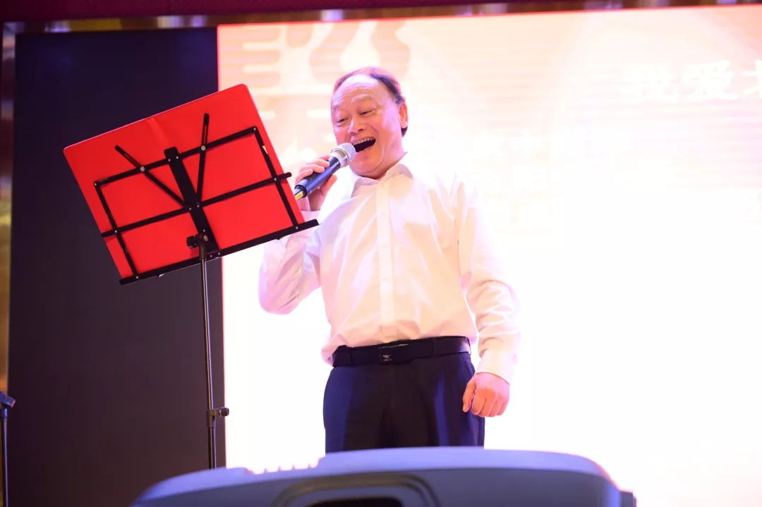 1558882742448950.jpg 640.webp (9).jpg