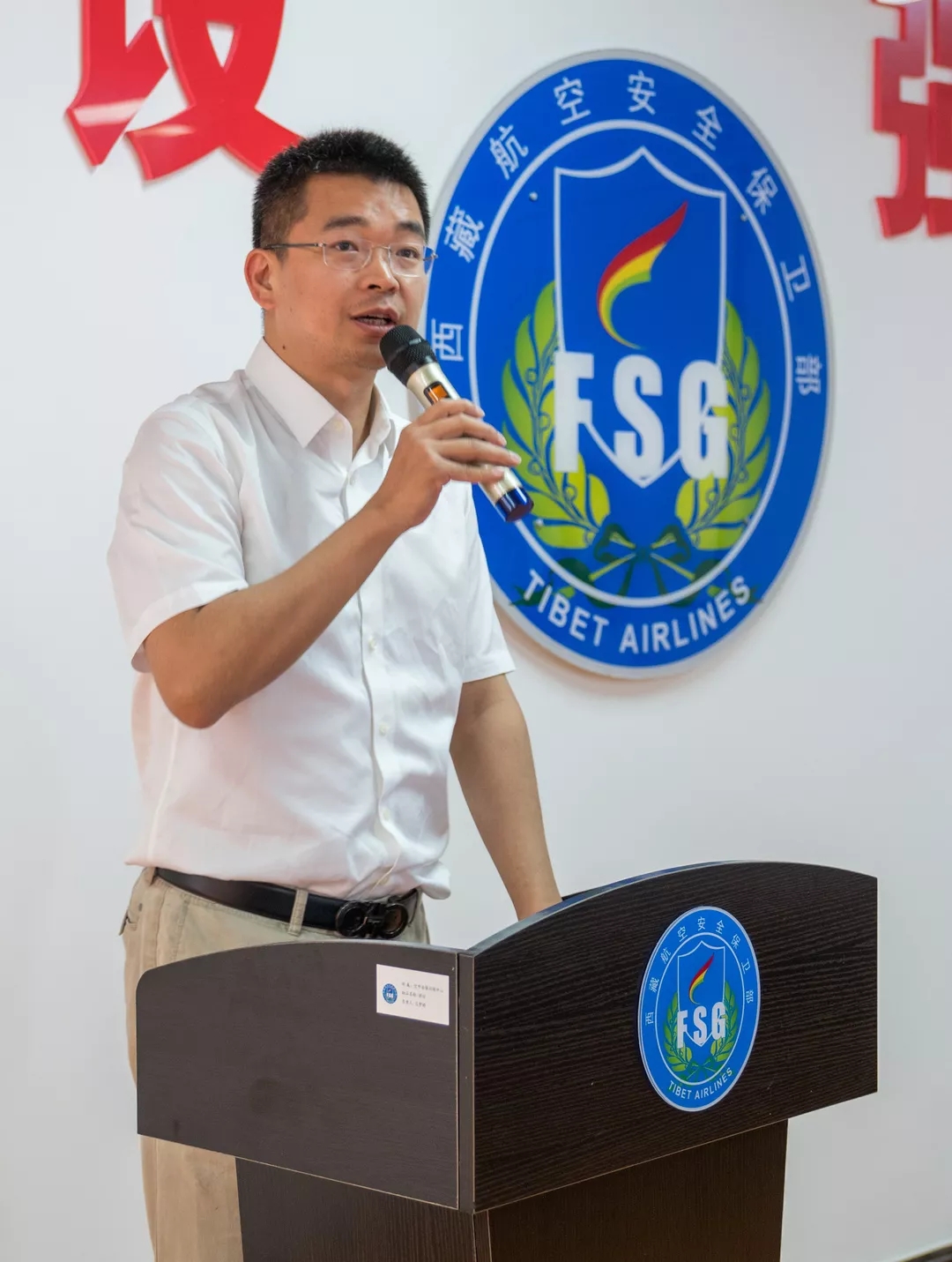 1561558129124073.jpg 640.webp (15).jpg