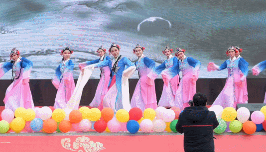 1577415878130747.gif 1577415878130747.gif