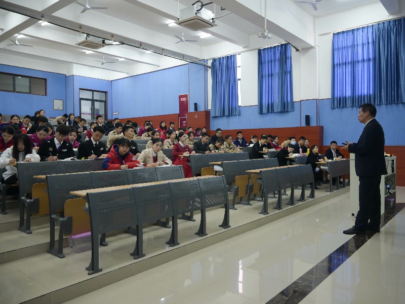 1604666220106335.jpg 20201106黨課-3~1.jpg