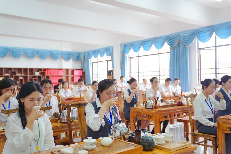 1622447829203970.jpg XCT05859_mh1622196658015~1.jpg