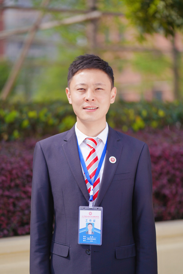 1649667173139319.jpg 劉陽_副本.jpg