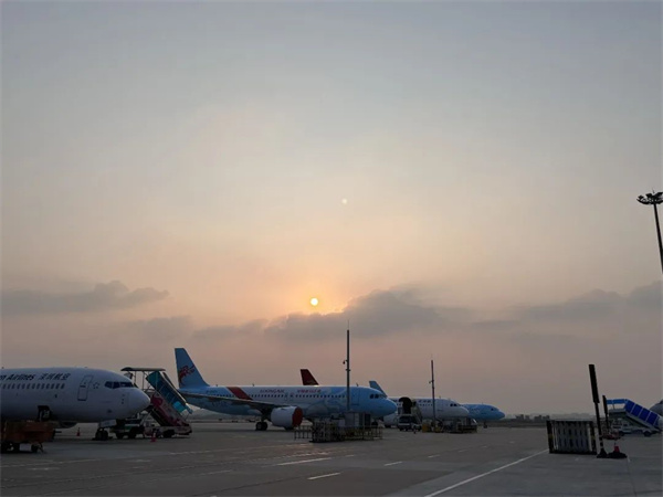 1652945469394687.jpg 3.jpg