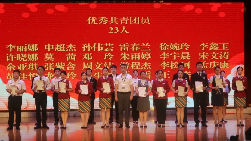 1653971264140769.jpg 6404.jpg