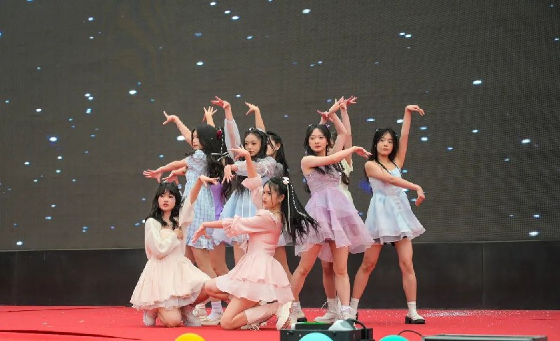 1684822862447788.jpg 6a6b1fb2f5aefcd5b4f73727f9192b1.jpg