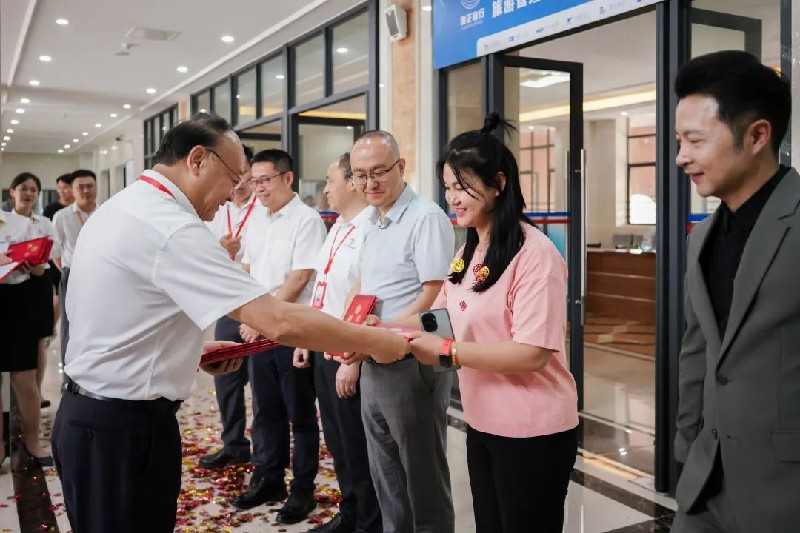 1687228211613504.jpg 224fb3bf5d87803e589884c25a2dd79.jpg