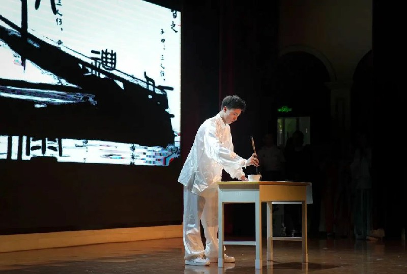 1689574389843121.jpg c04686f55a3d311eeb3c9c4d7f751dd.jpg