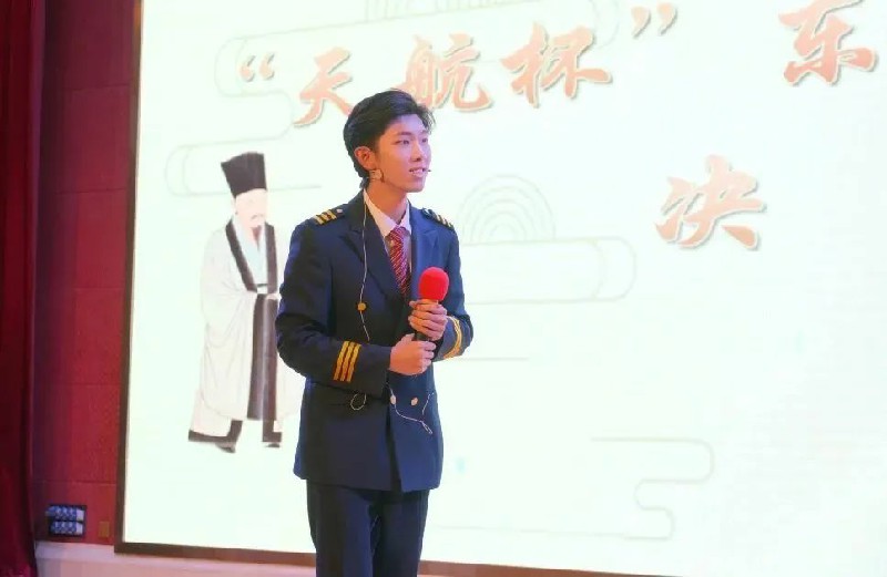 1689576368926388.jpg c328ea7806e6fe14cb8bfcdd3c814c3.jpg