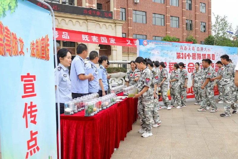 1689734690127606.jpg 6cbdb870974579fa75e1d68b154404c.jpg