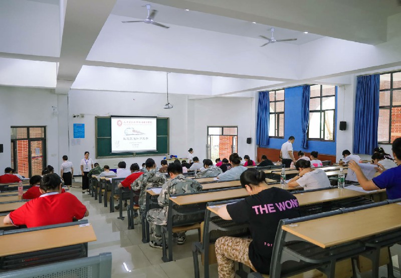 1695344926968258.jpg BFYK$4P)5ZC0FFZD}(VOY99_tmb.jpg