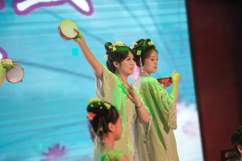 1699529040510486.jpg 4.jpg