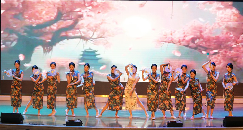 1699943935115841.jpg 8W5A5460.jpg