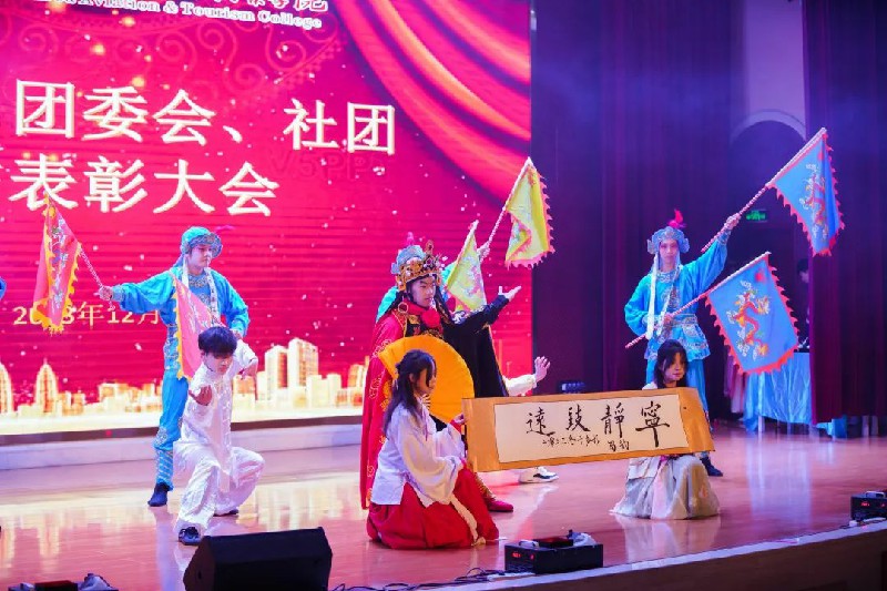 1704354737734294.jpg 8.jpg