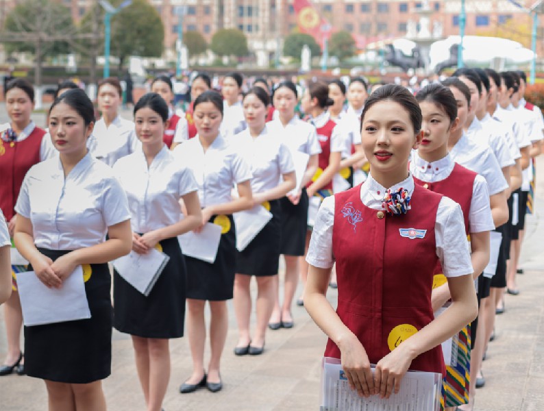 1710999579688207.jpg 640~1.jpg