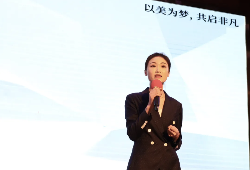 1715309492130945.png image.png