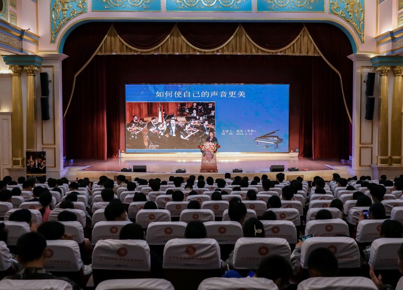 1715738484378593.jpg AZ2A9360.jpg