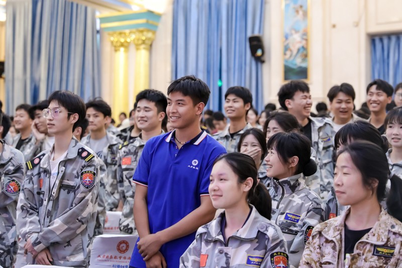 1715738622794065.jpg AZ2A9389.jpg