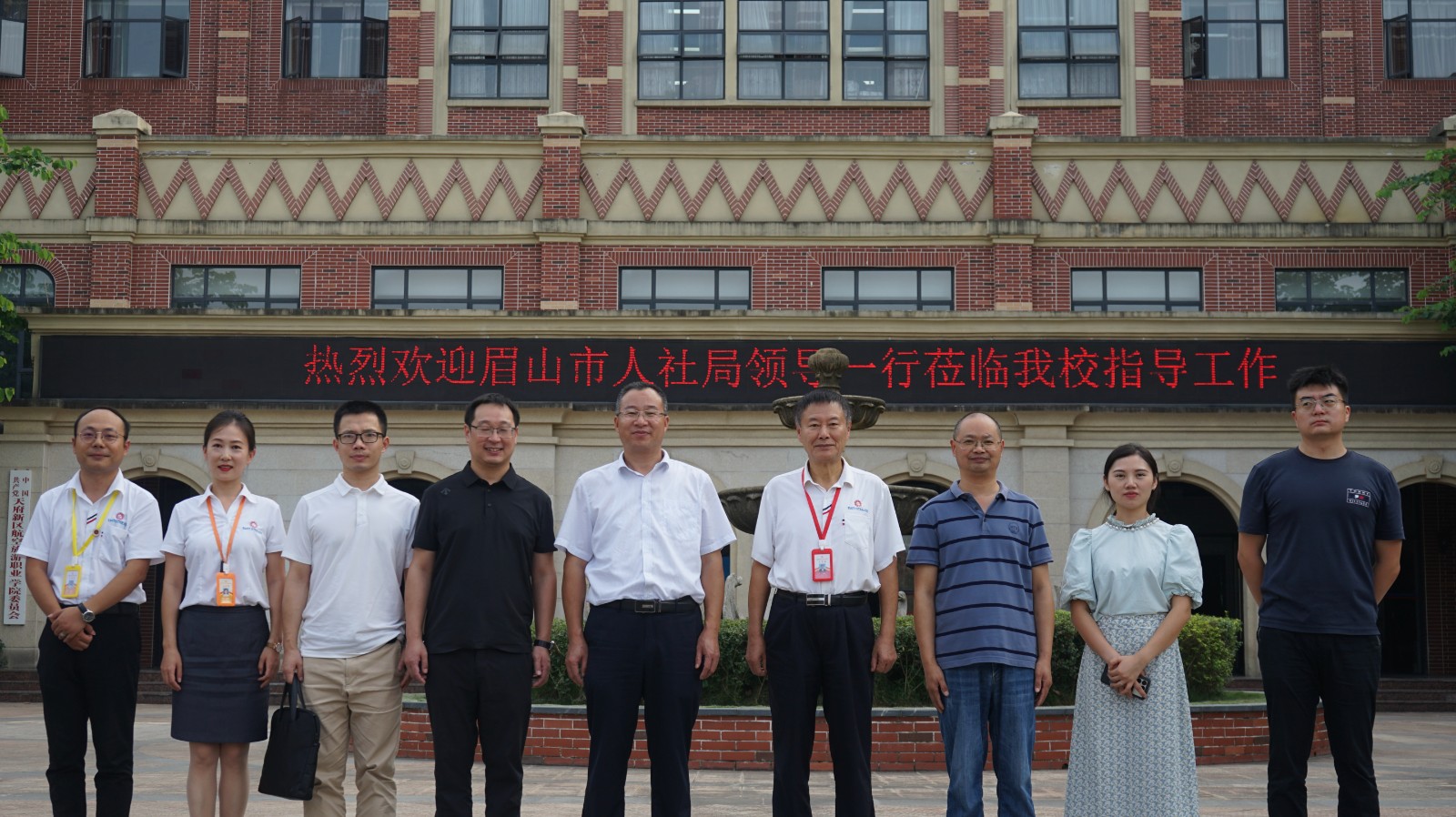 1727409797270024.jpg 2b40359625eb6e6d729d79c533f405f.jpg