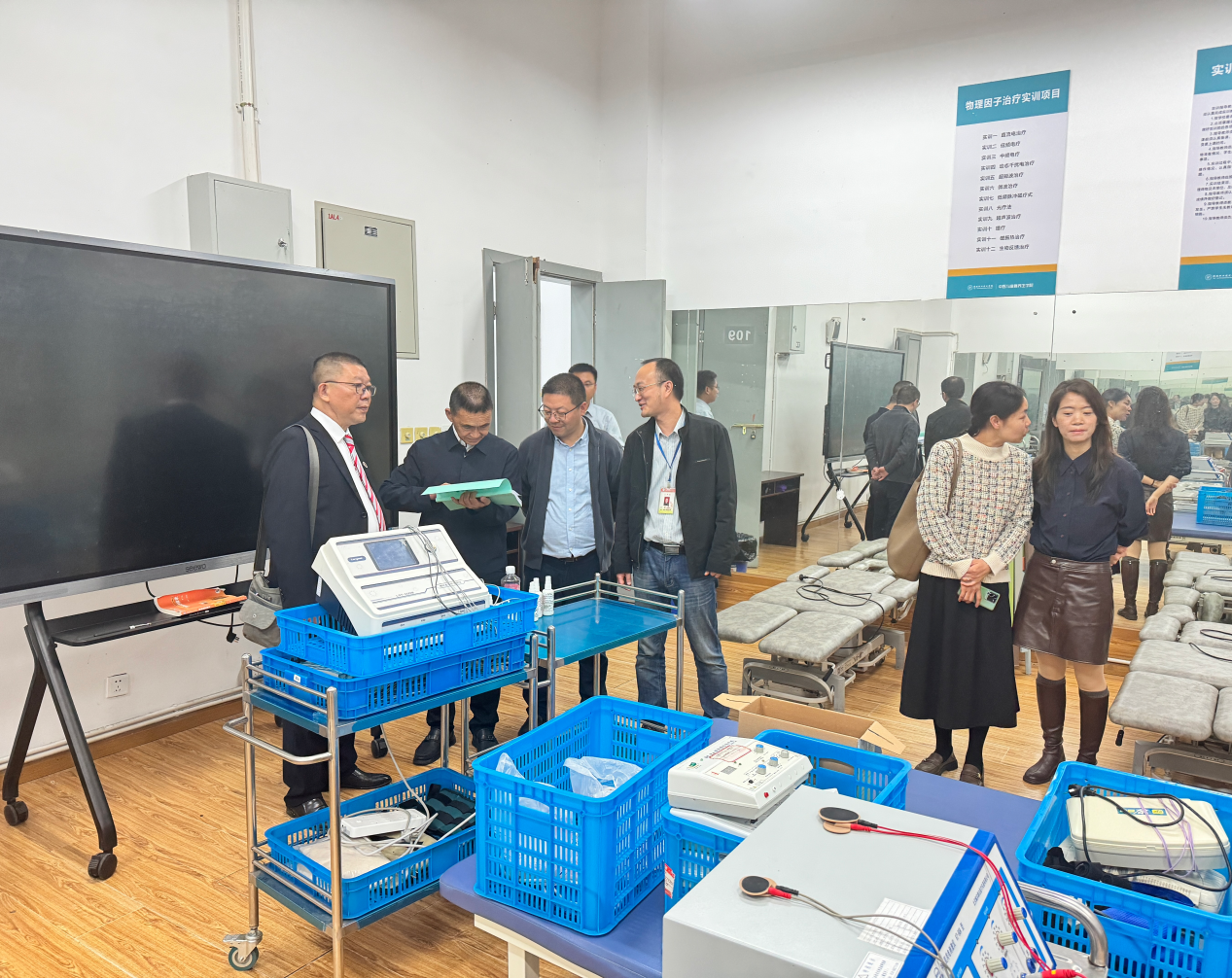 1729154875121977.png wps_doc_3.png