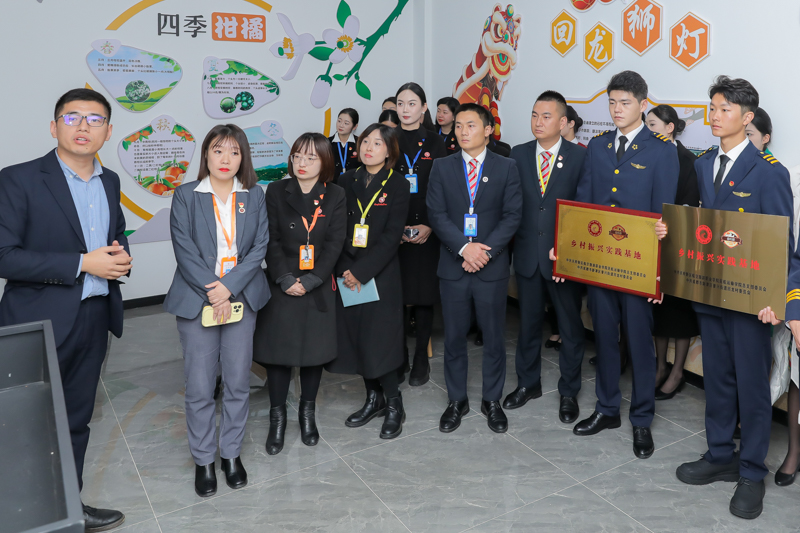 1732020160511992.jpg AZ2A1051.jpg