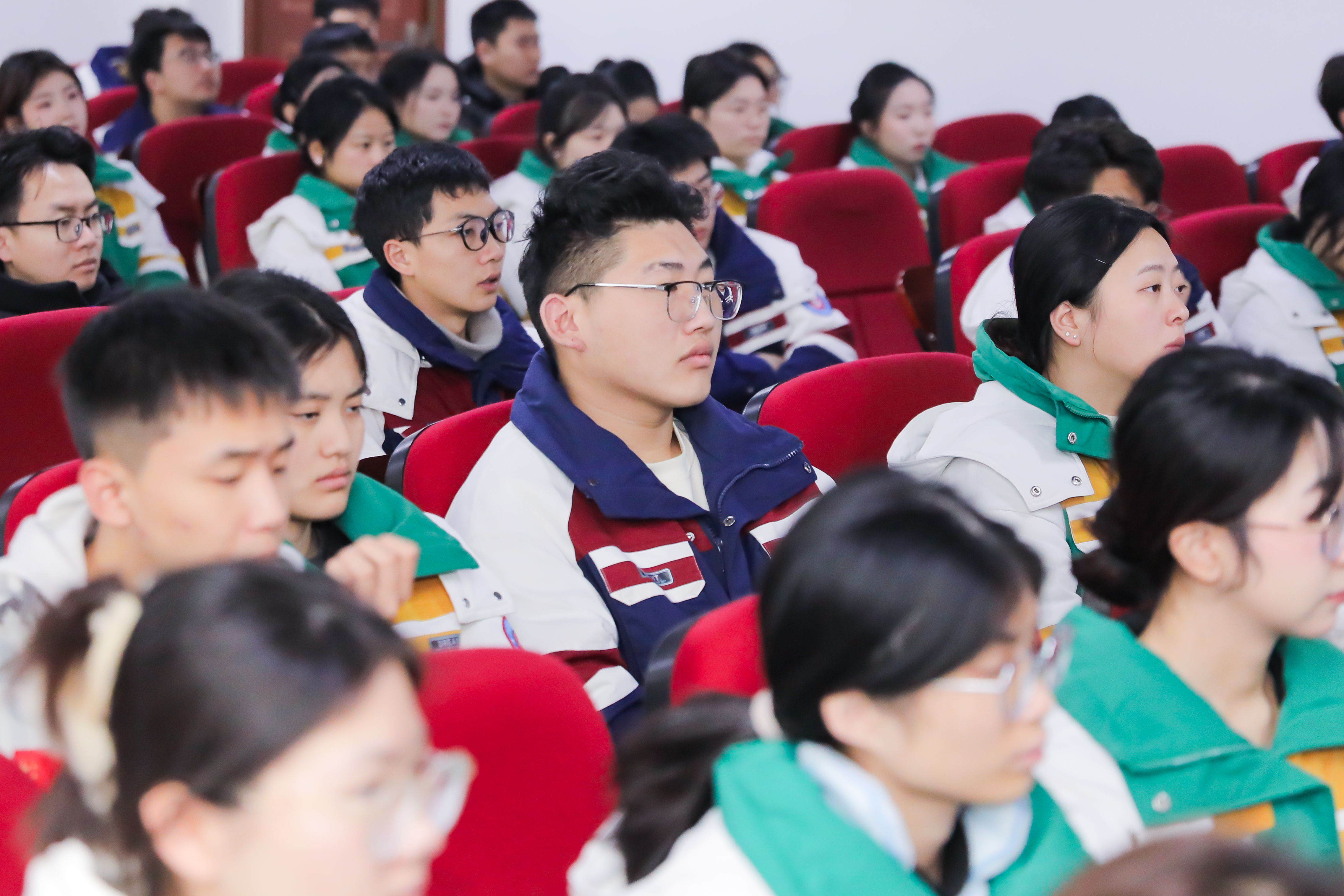 1741236469493273.jpg AZ2A8962.jpg