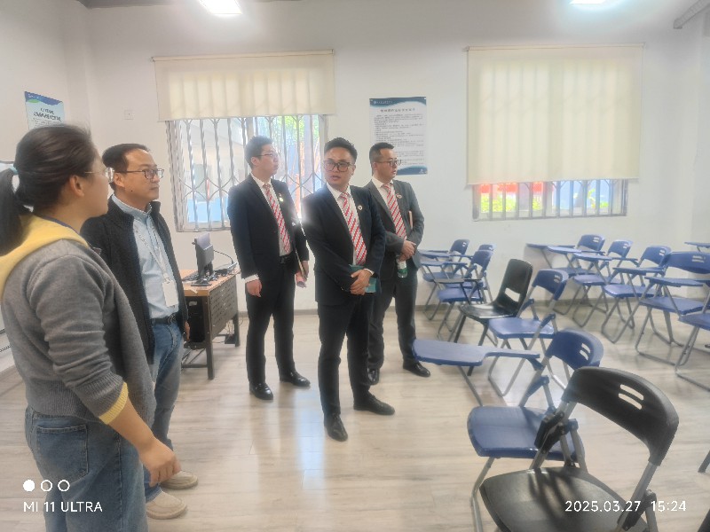 1743579857118259.jpg a2501ca26c8516079f1849c9c24a2f26.jpg