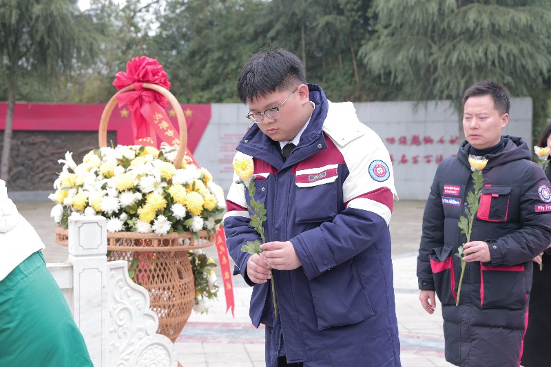 1743998199374720.jpg IL3A1222.jpg